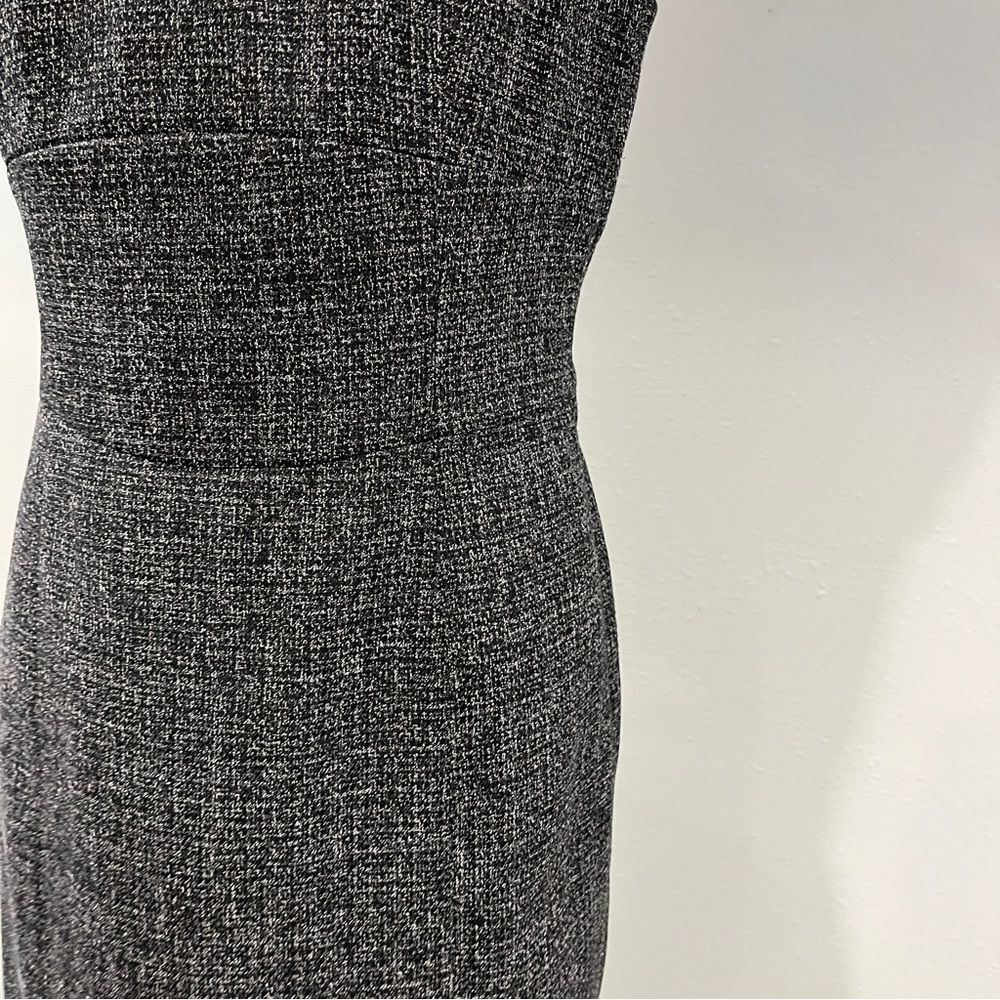 The Limited Elegant cap sleeves knee length Dress size 12 - Picture 5 of 14